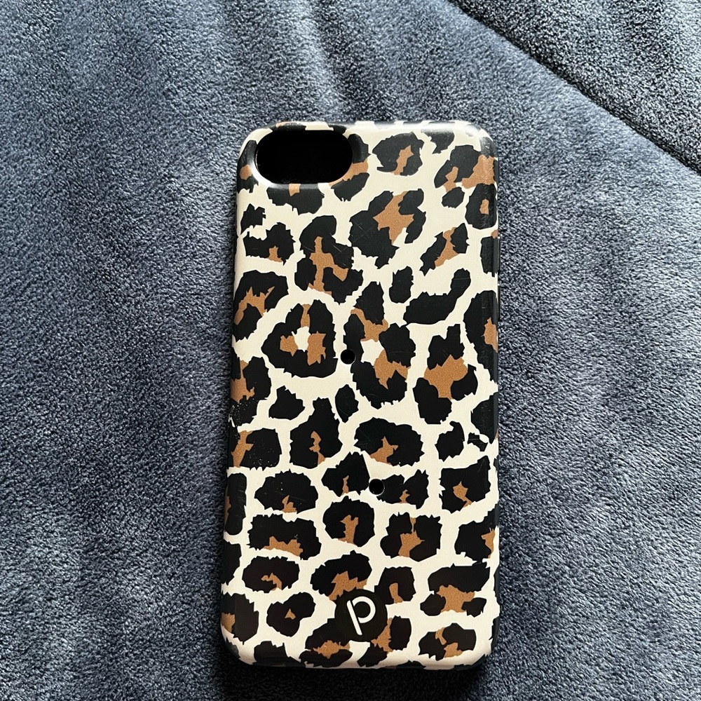 Leopard Loopy Case iPhone 8